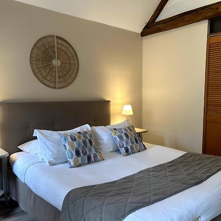 Logis Auberge Le Colombien - Hotel Et Restaurant Вілландрі Екстер'єр фото