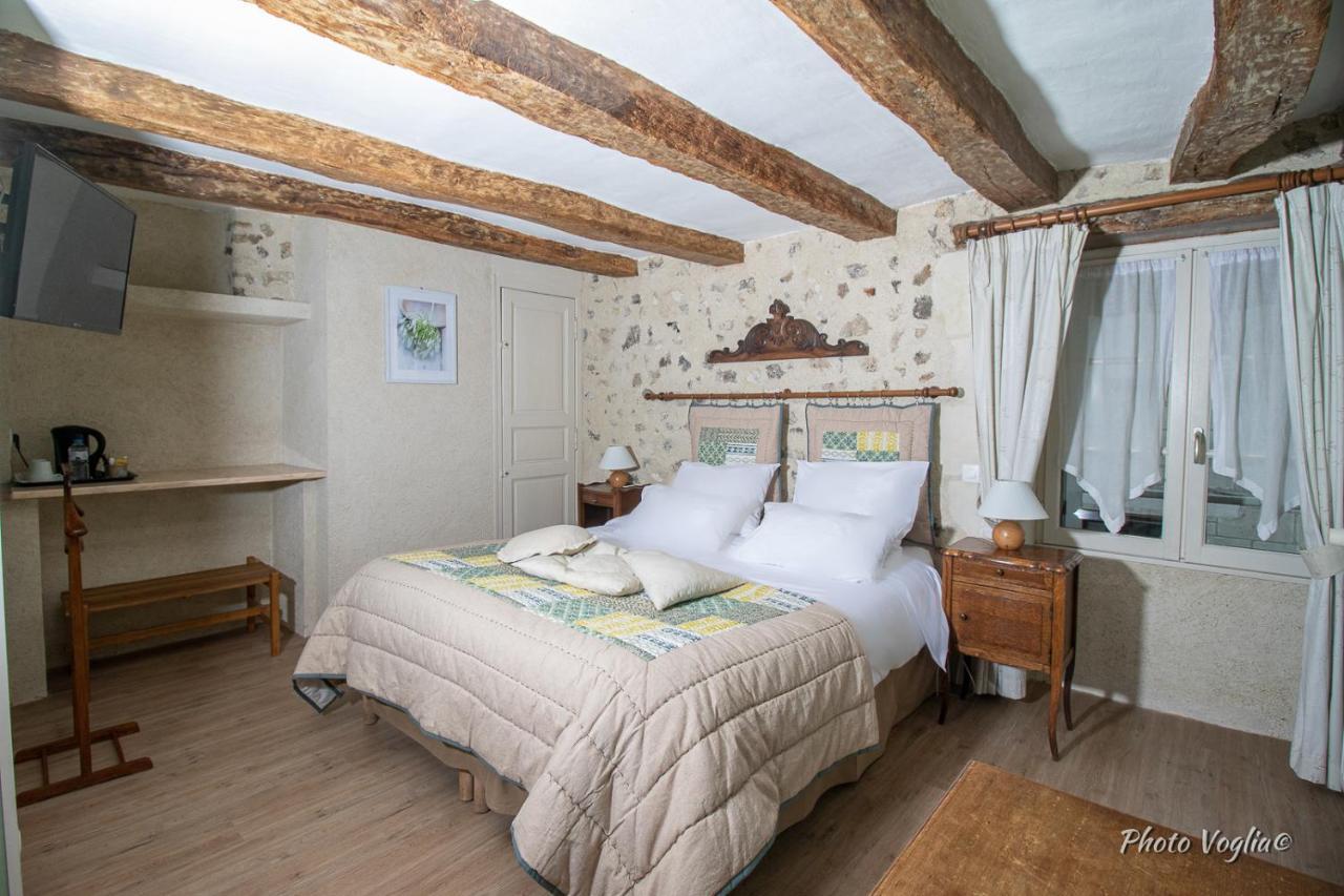 Logis Auberge Le Colombien - Hotel Et Restaurant Вілландрі Екстер'єр фото
