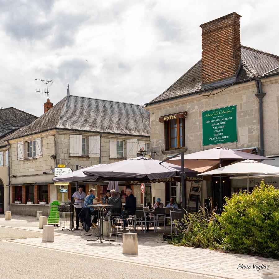 Logis Auberge Le Colombien - Hotel Et Restaurant Вілландрі Екстер'єр фото