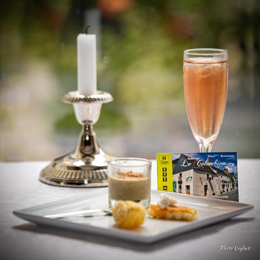Logis Auberge Le Colombien - Hotel Et Restaurant Вілландрі Екстер'єр фото