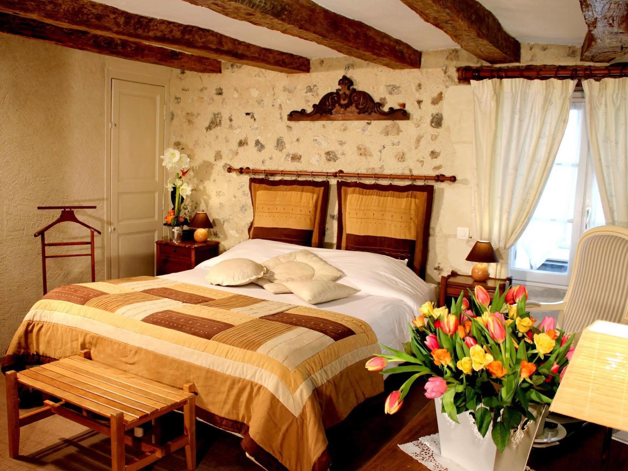 Logis Auberge Le Colombien - Hotel Et Restaurant Вілландрі Екстер'єр фото